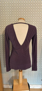Size S Gap Fit Deep Purple Low Back Long Sleeve Top
