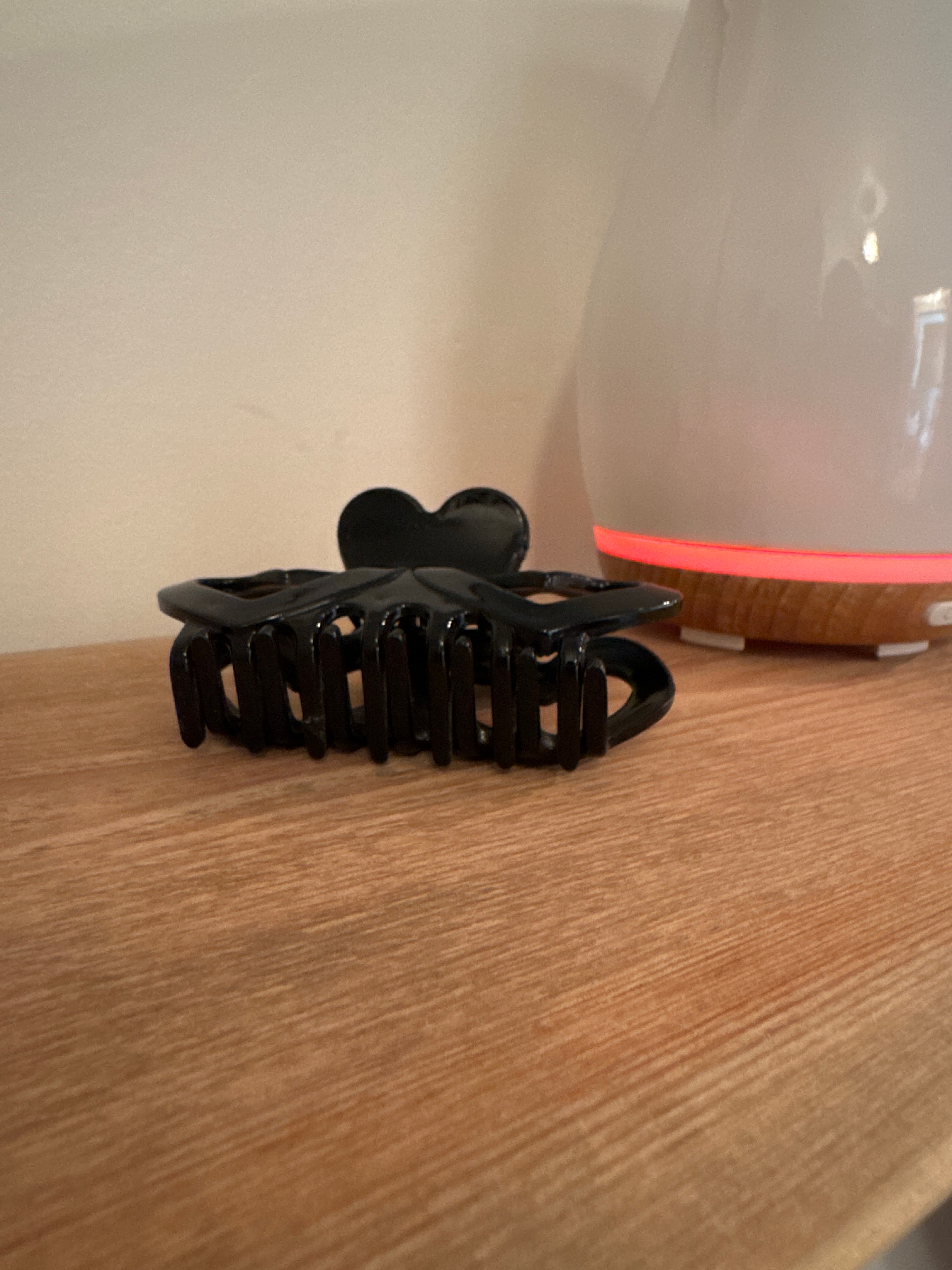 Claw Hair Clip- Hearts