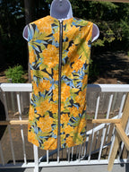 Crafty sleeveless zipper dress