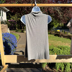 Size L BB Dakota Sleeveless Swing Top