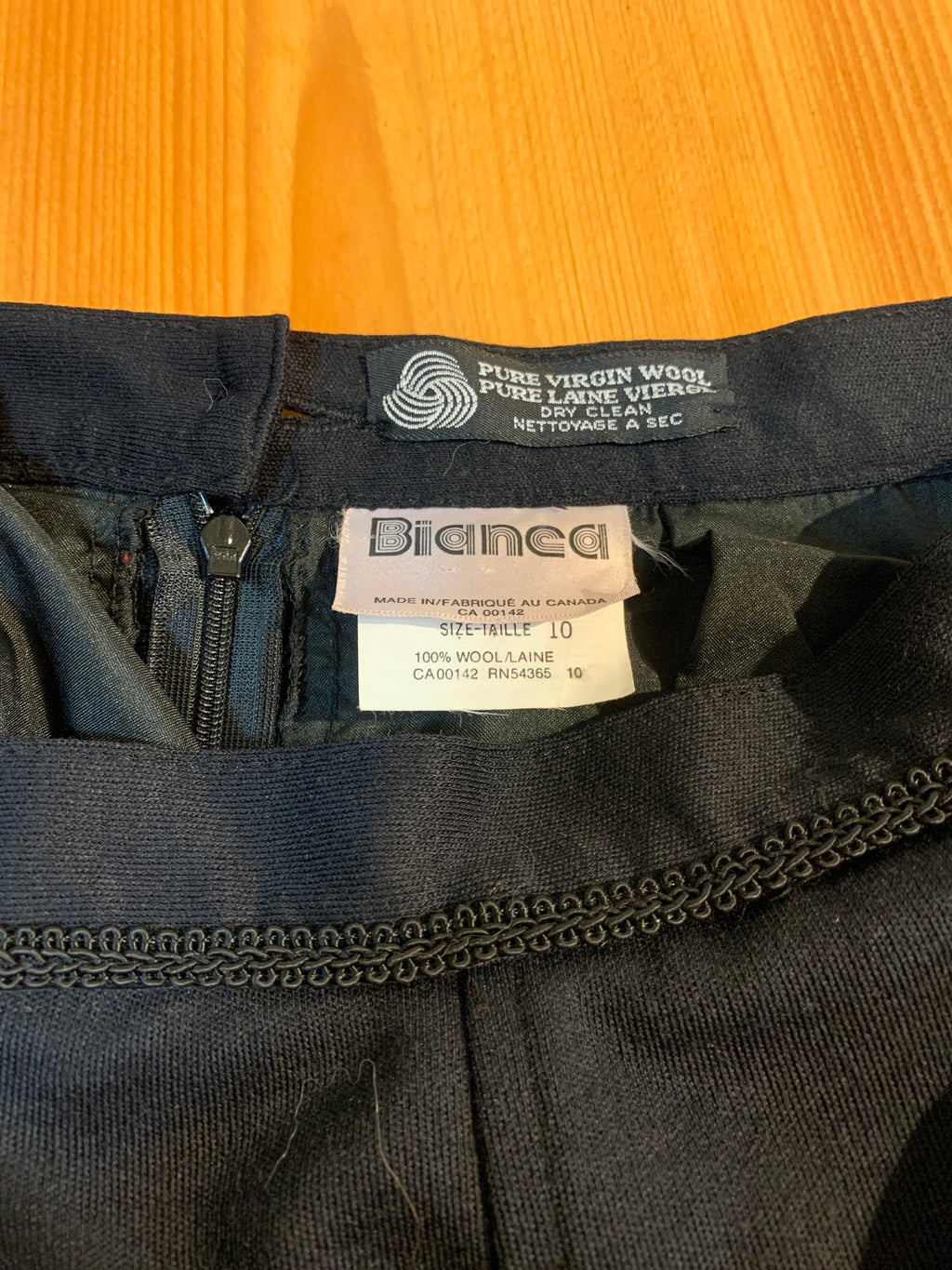 Vintage Size 10 Small Bianca Canadian Made 100% Virgin Wool