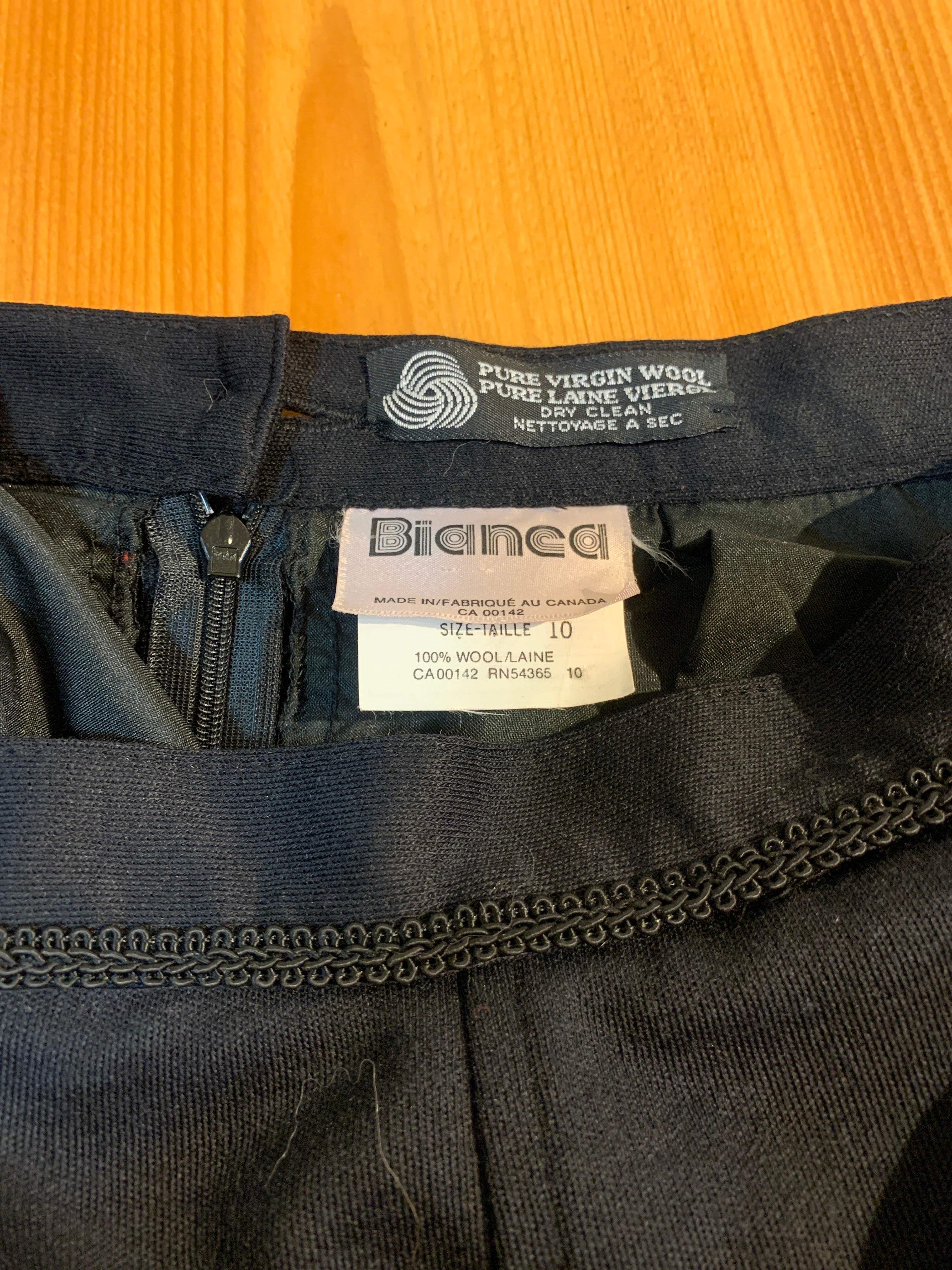 Vintage Size 10 Small Bianca Canadian Made 100% Virgin Wool