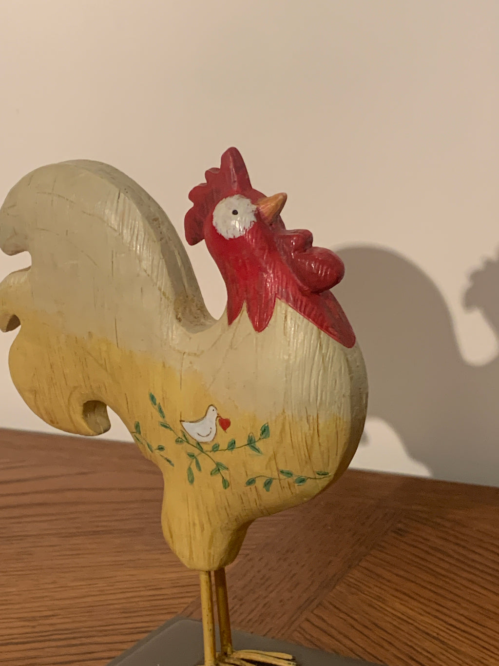 Russ Berrie & Co. hand painted rooster figurine ￼