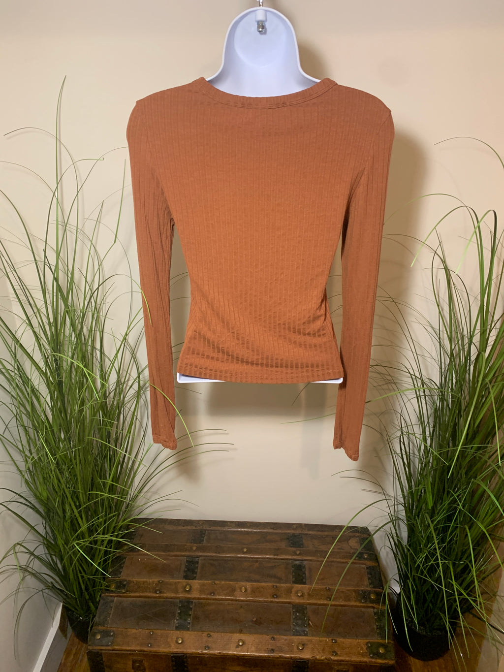 Size S Streetwear Society Ribbed Long Sleeve T-Shirt