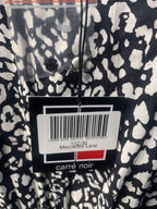 Brand New XL 100 % Rayon Carre Noir Black and White Print Dress