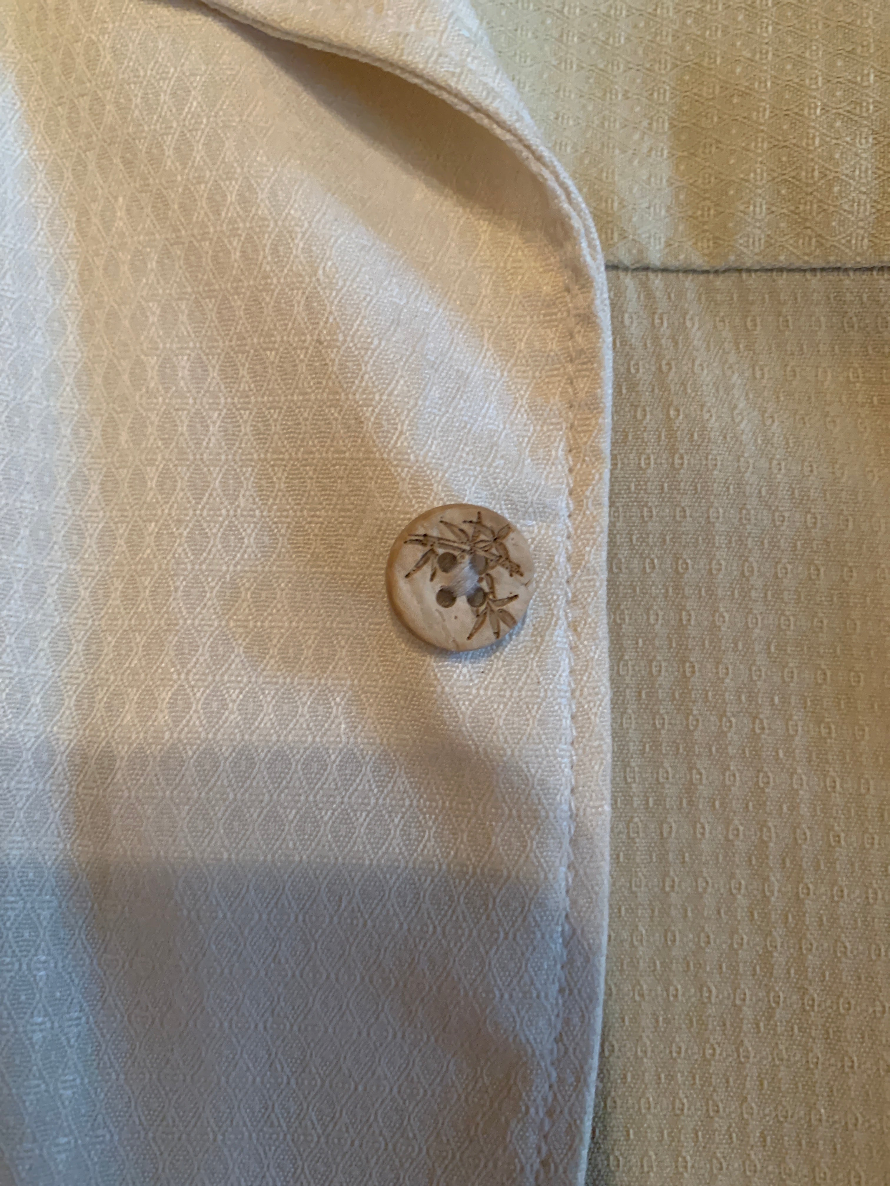 Size L Tommy Bahama 100% Silk Button Up Shirt