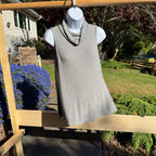 Size L BB Dakota Sleeveless Swing Top