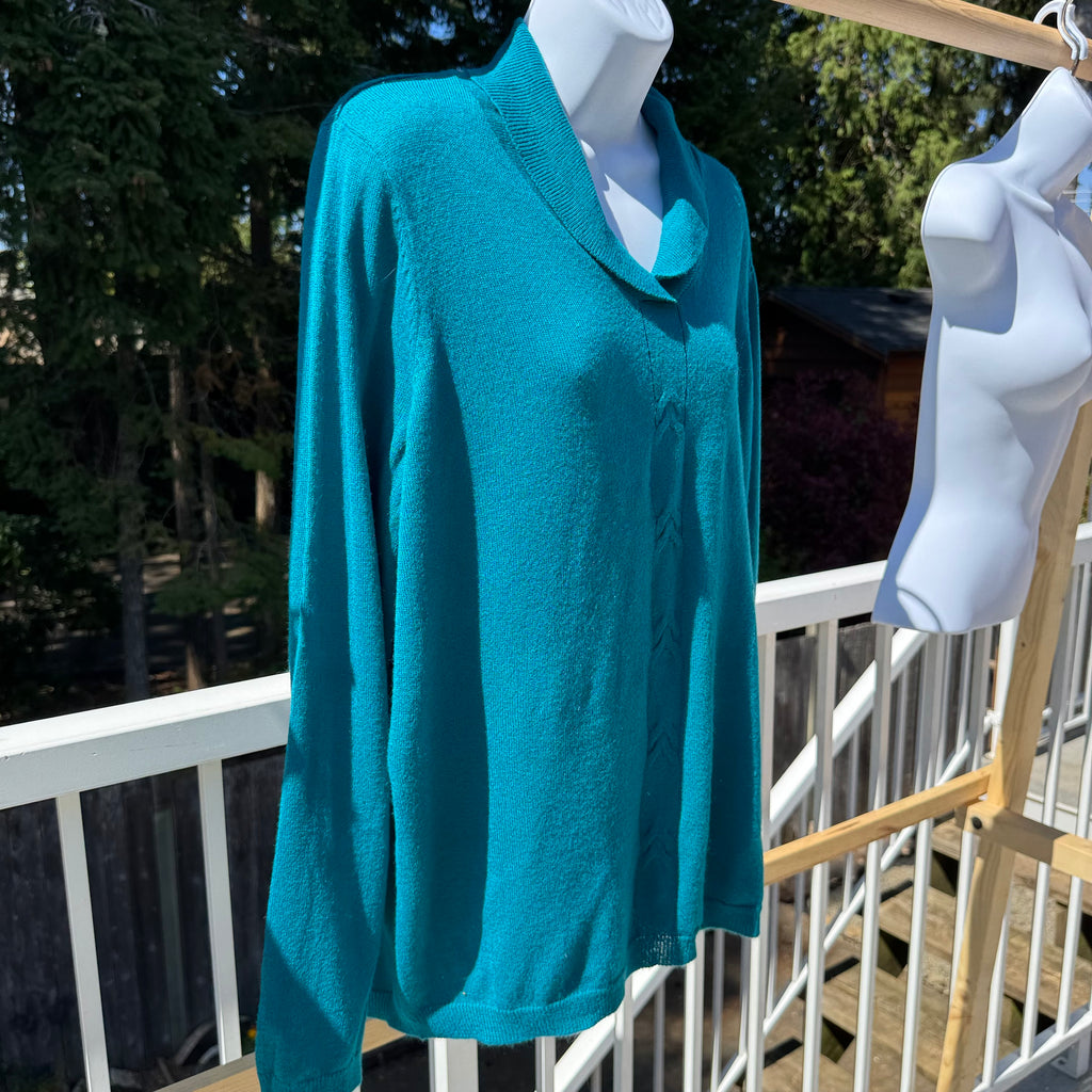 Size L Alia Fine Knit Sweater with Folded Collar