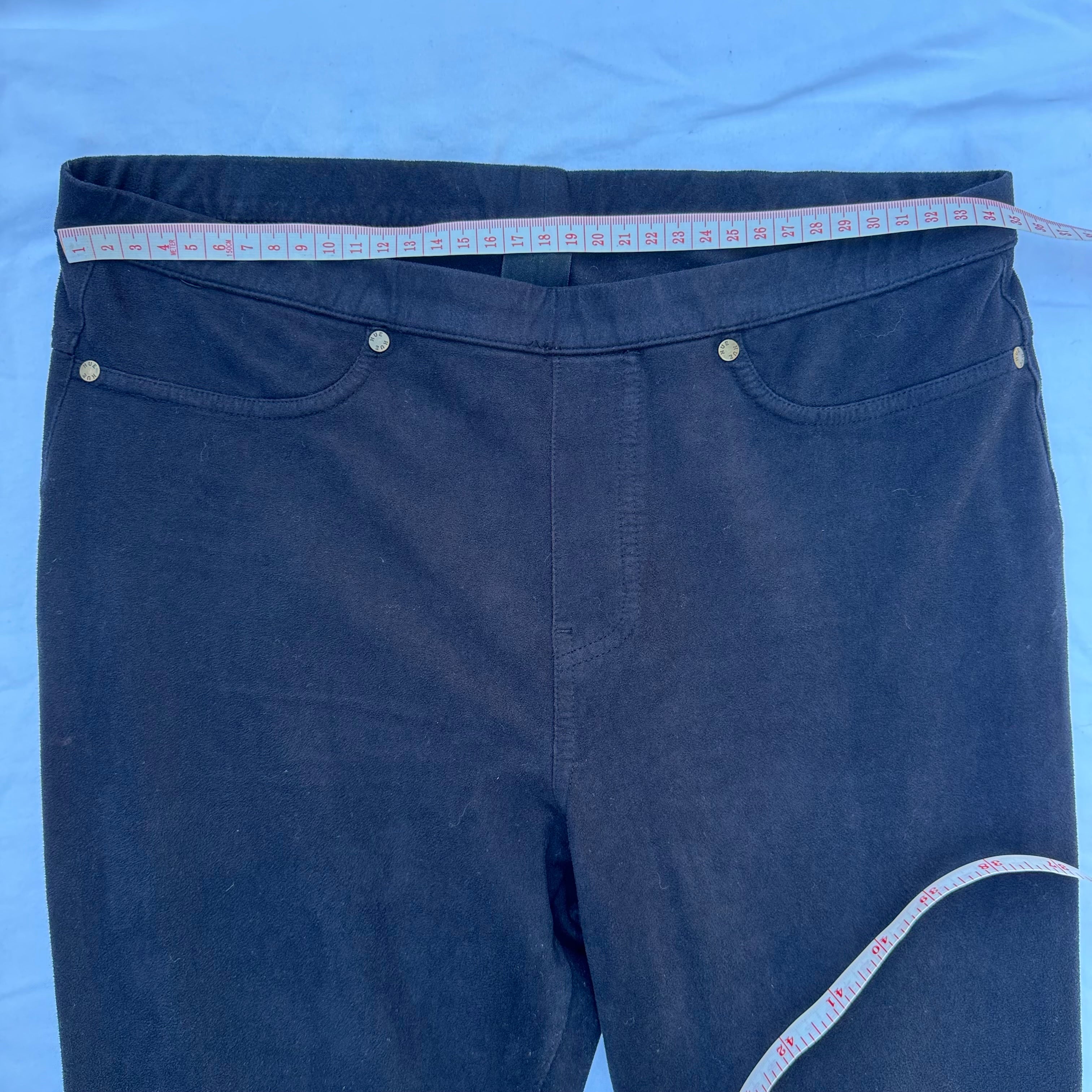 Size M Hue Black Suede Look Leggings