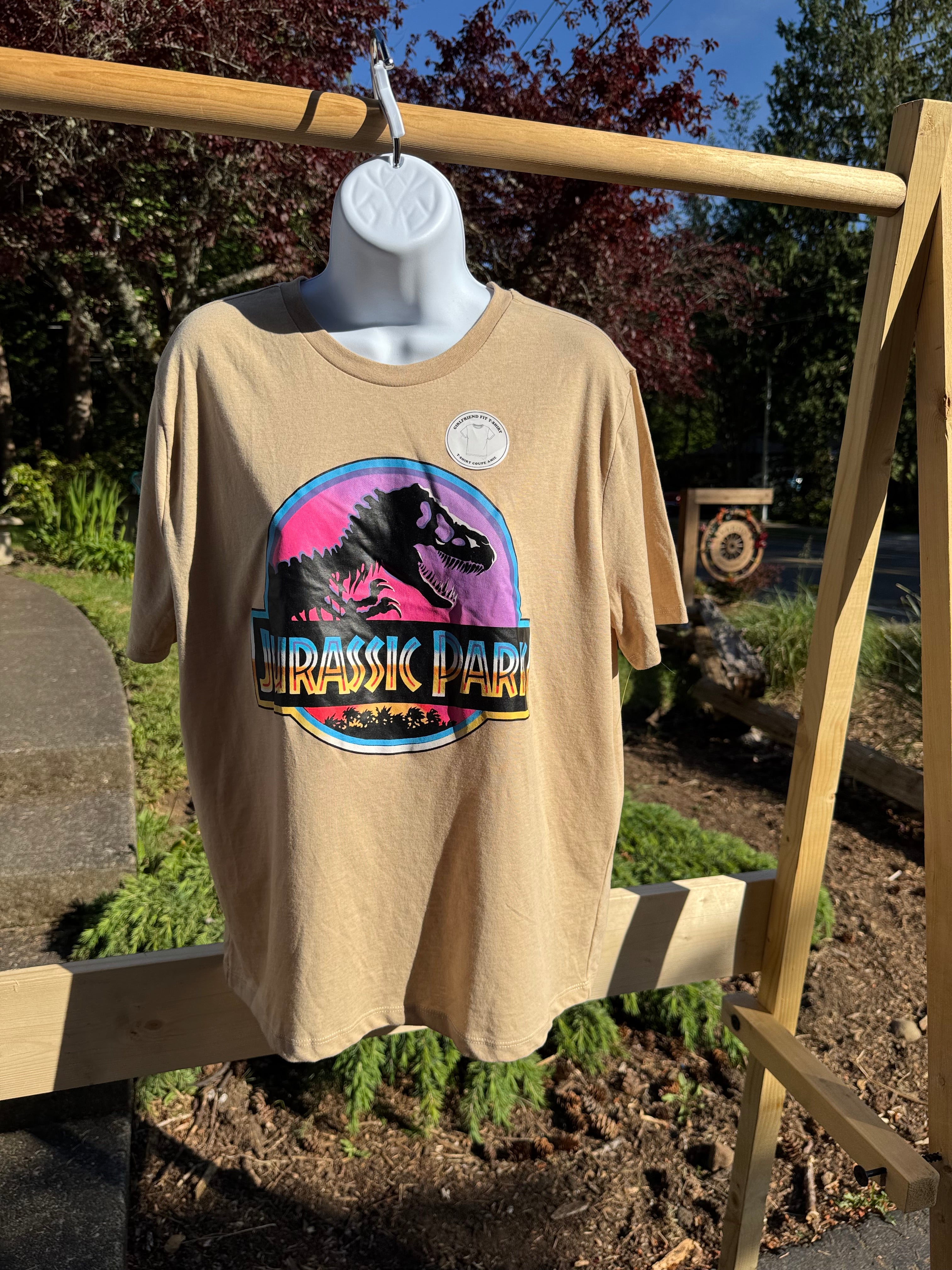 Size L Jurassic Park T-Shirt
