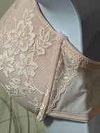 Vassarette Underwire Lightly Padded Bra- Pink