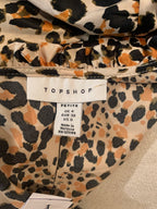 Size 0 Top Leopard Print Princess Shoulders Crop Top