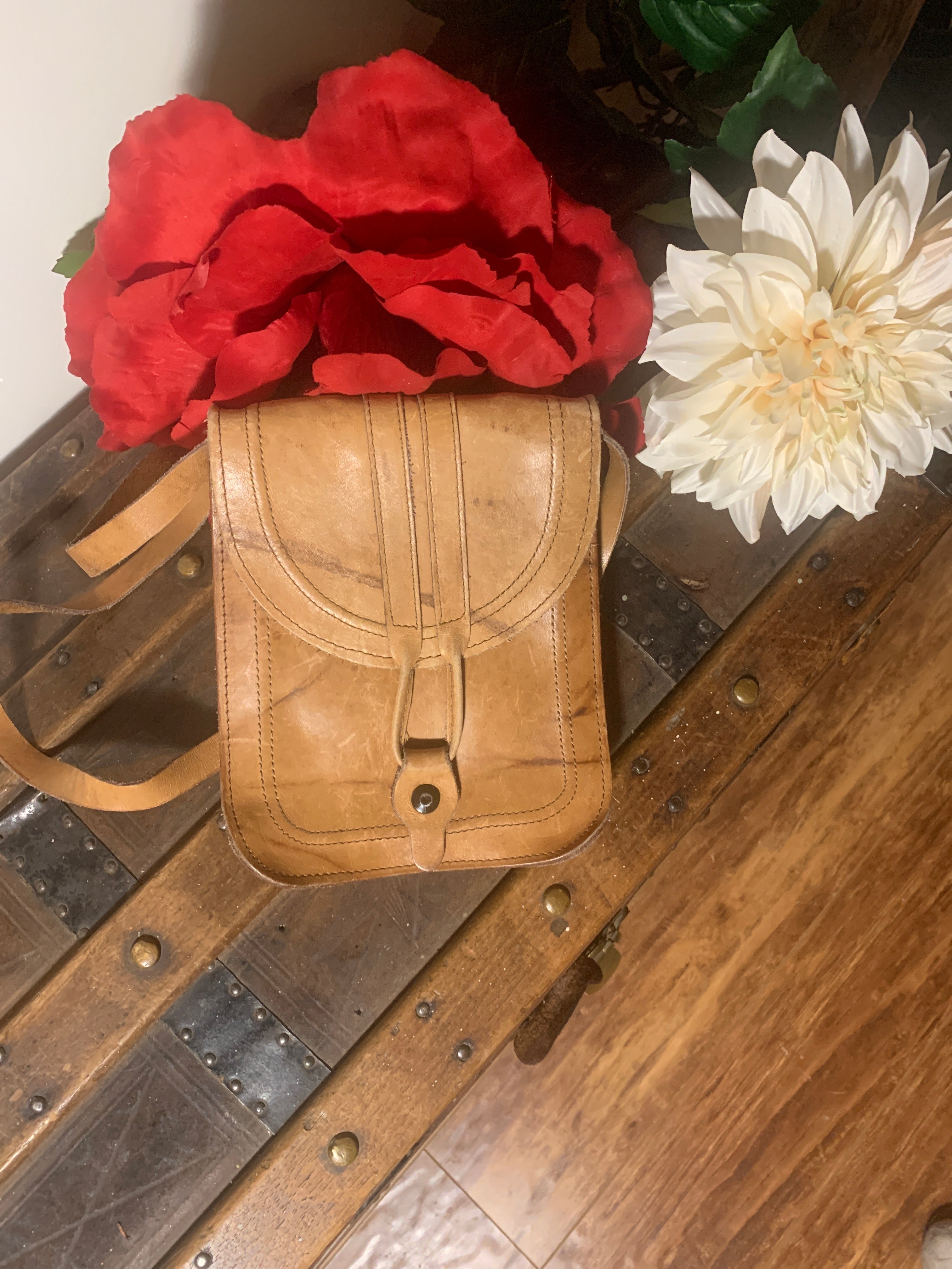 Vintage Leather Shoulder Bag
