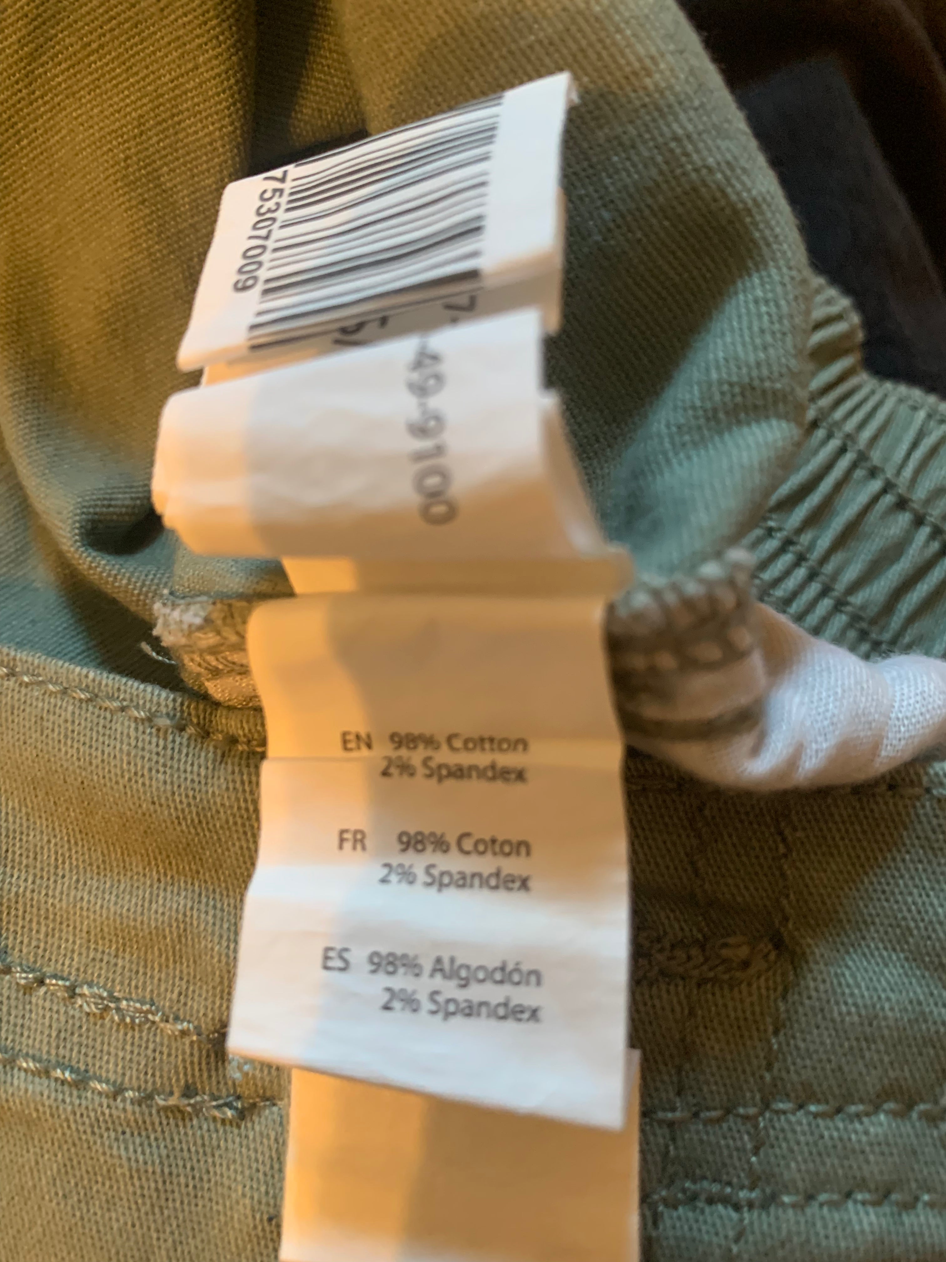 Size XS Refuge Cargo Shorts