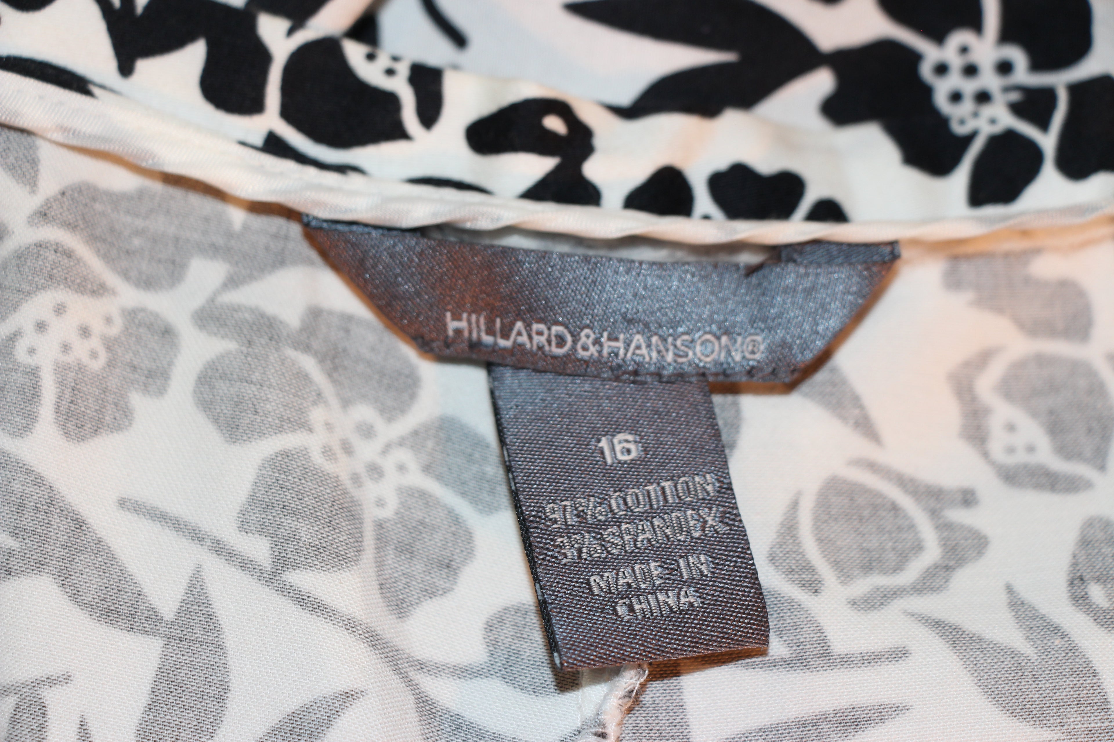 Size 16 Hillard & Hanson black & white floral skirt