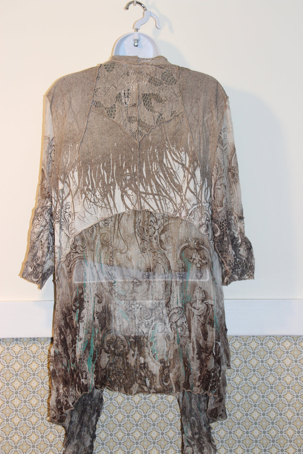 XL Light open cardigan- Vintage by Jack & Jinger