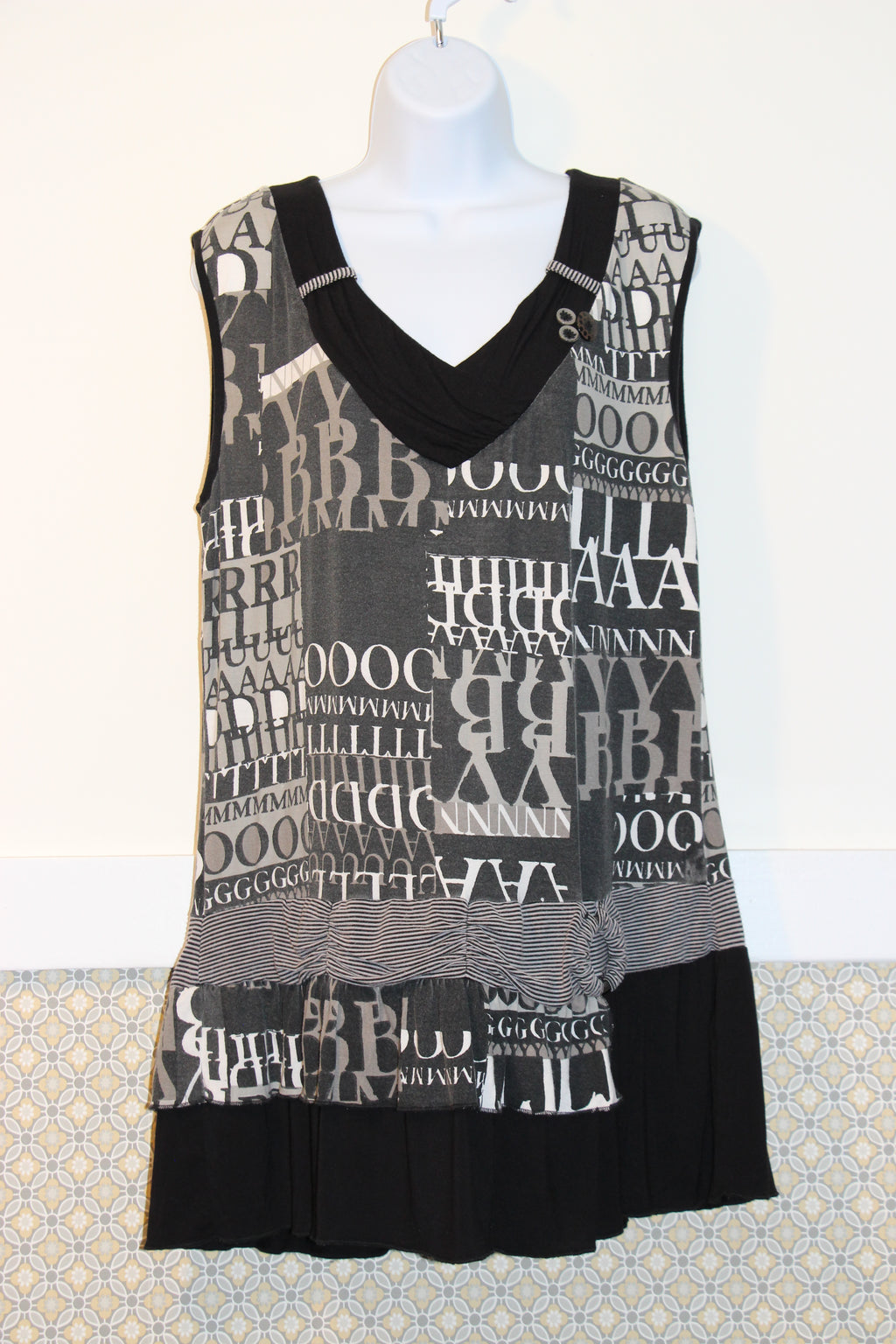 Large sleeveless tank mini dress/tunic by Onyx