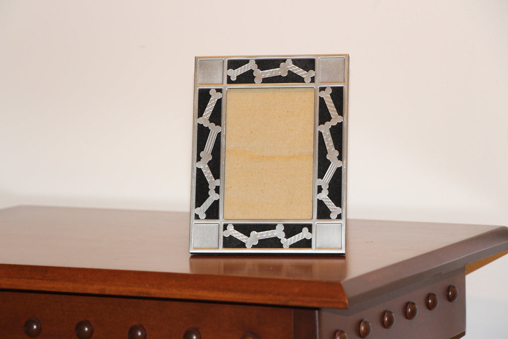 3x5 metal dog bone photo frame
