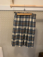 PITLOCHRY KNITWEAR Scottish Wool Kilt - Consigned with VARDO Vintage & Valuables vvvardo.ca