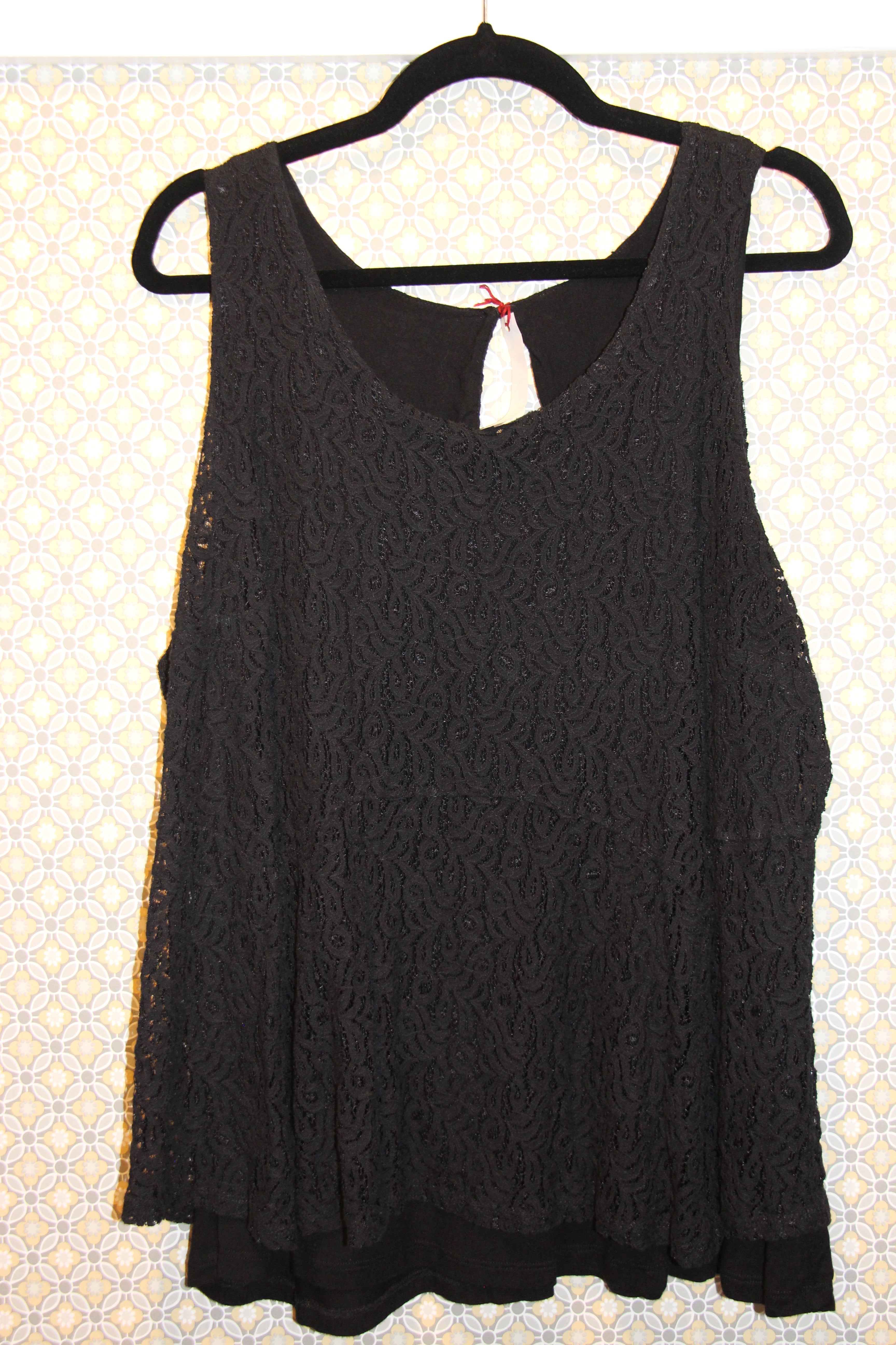 Size 2X Black Lace Viscose Lined Women's Tank Top
