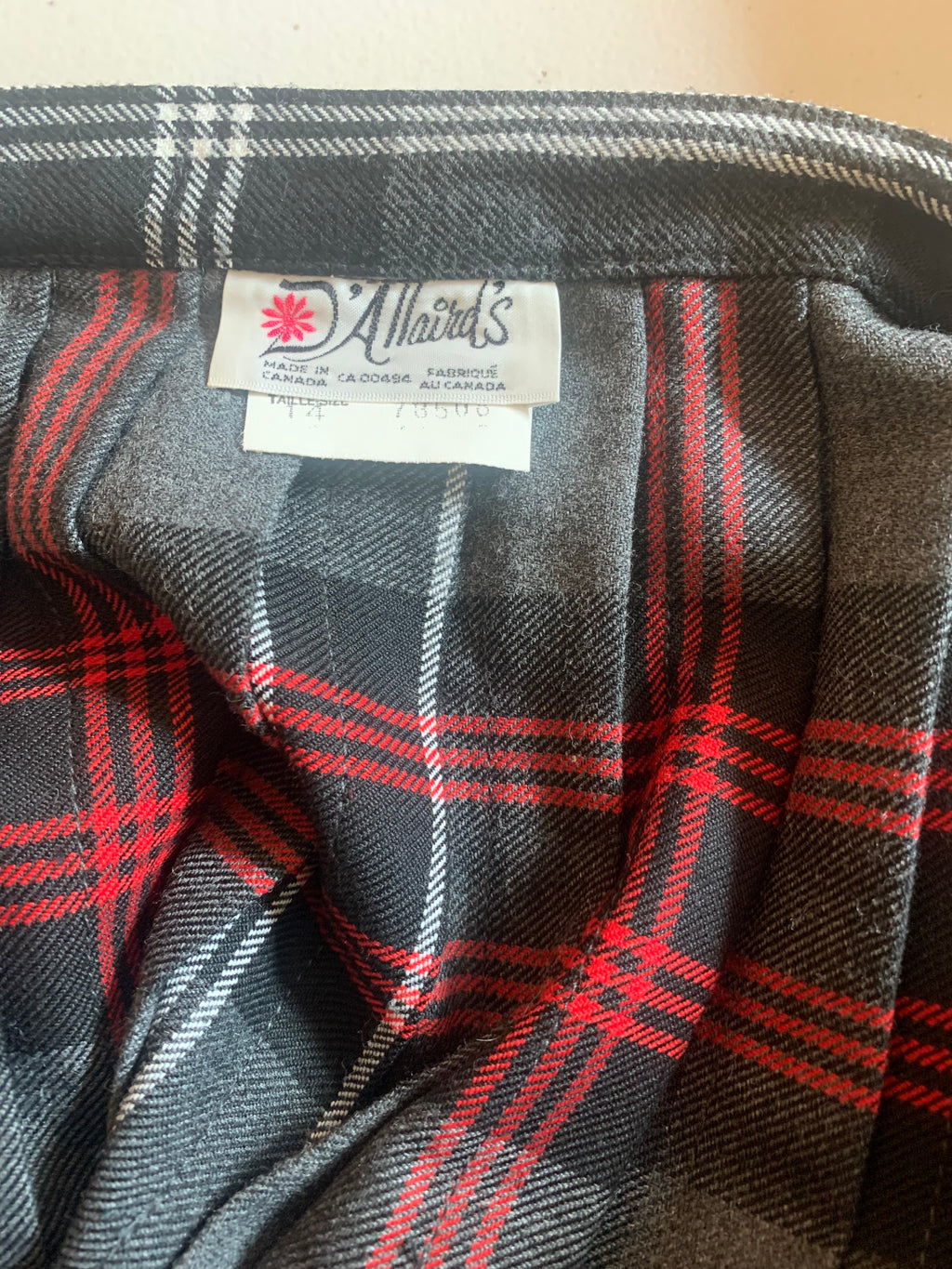 VINTAGE D'ALLAIRD'S Plaid Kilt with Thistle Kilt Pin - Consigned with VARDO Vintage & Valuables vvvardo.ca