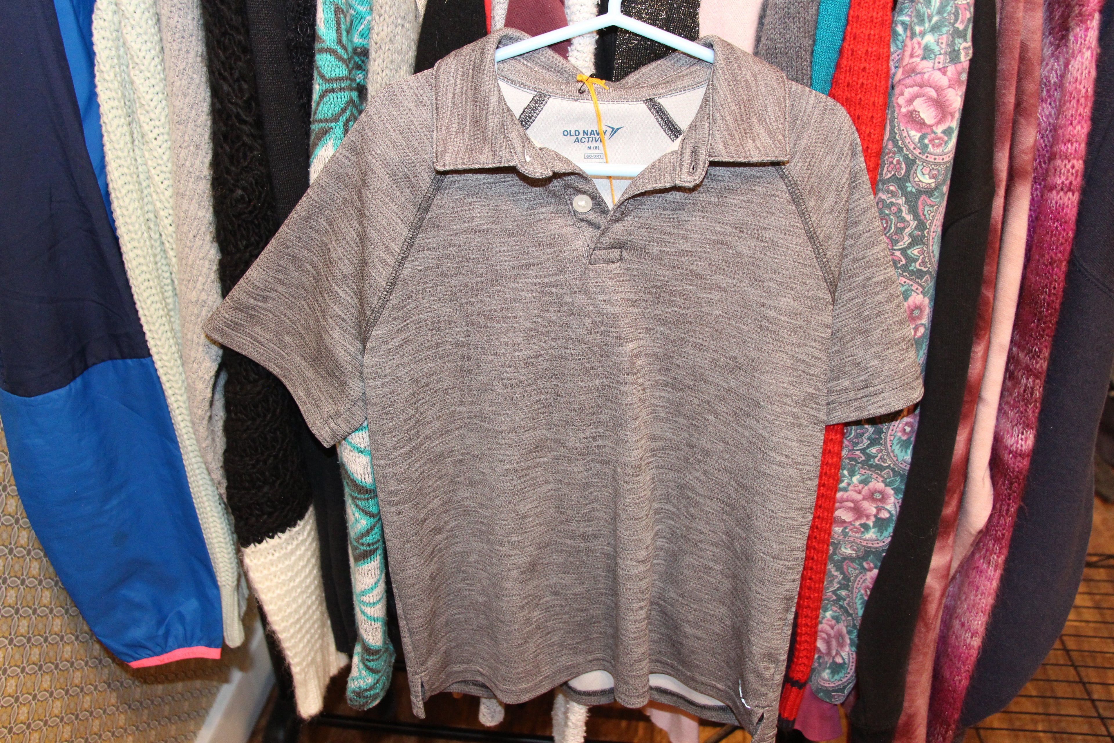 Size 8 Kids Old Navy Active Go-Dry Short Sleeve Golf Shirt
