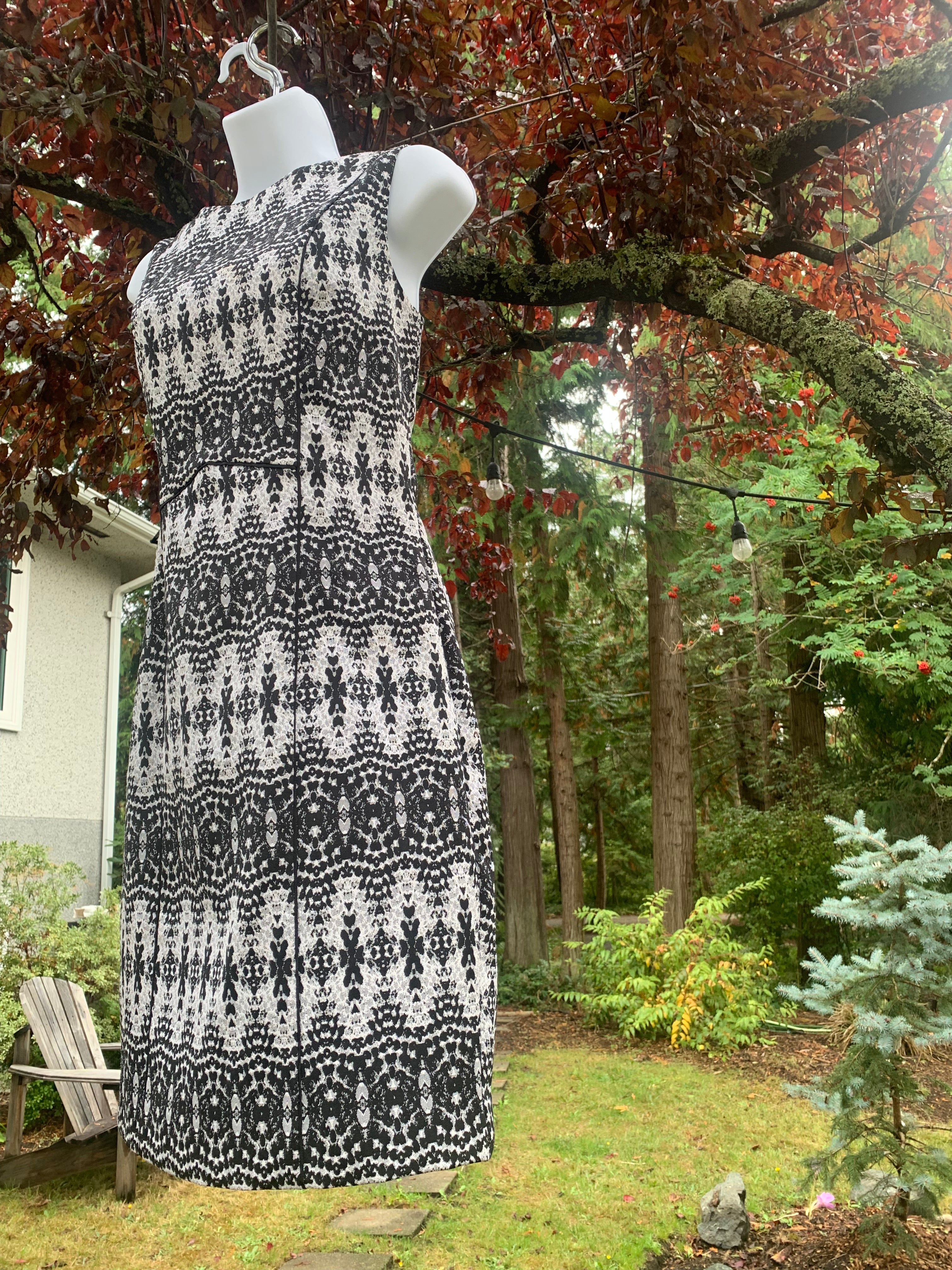 H&M Halterneck Dress - Consigned with VARDO Vintage & Valuables vvvardo.ca
