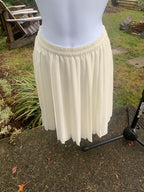 ST. MICHAEL Pleated Skirt - Consigned with VARDO Vintage & Valuables vvvardo.ca