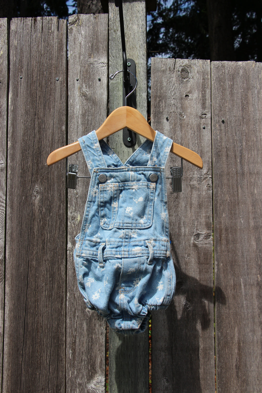 Size 6-12M Denim Floral Snap Bottom Overall Shorts
