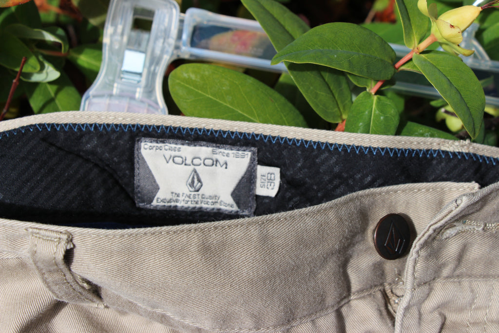 Size 38 beige Bermuda shorts by Volcom