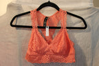 Size M Platinum Lingerie Lace Pullover Bra
