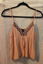 Size M Forever 21 Spaghetti Strap Pink Crop Top