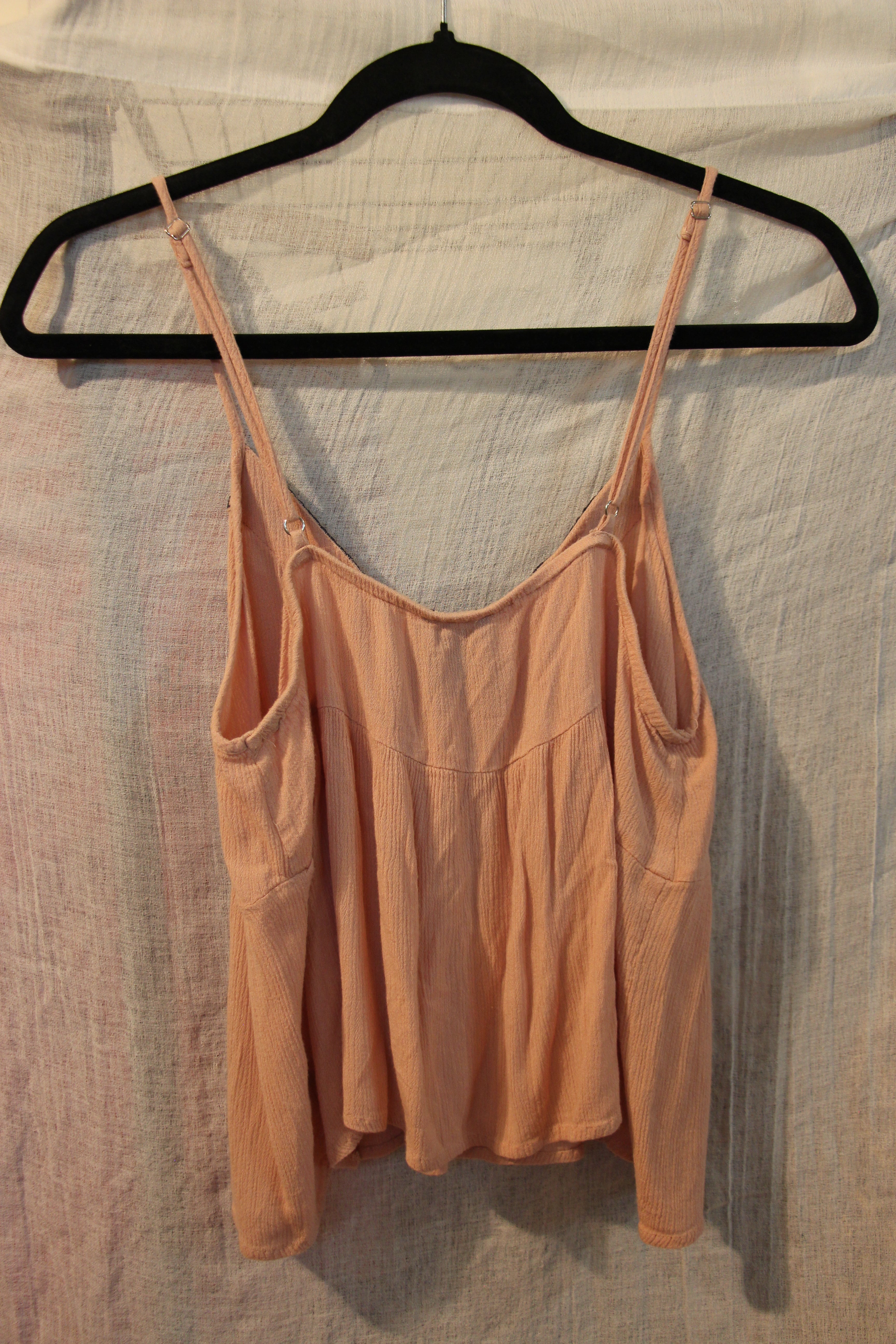 Size M Forever 21 Spaghetti Strap Pink Crop Top
