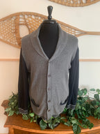 GAP Cardigan - Consigned with VARDO Vintage & Valuables vvvardo.ca