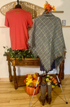 TARTAN WOOL Triangular tartan shawl/WRAP - Consigned with VARDO Vintage & Valuables vvvardo.ca