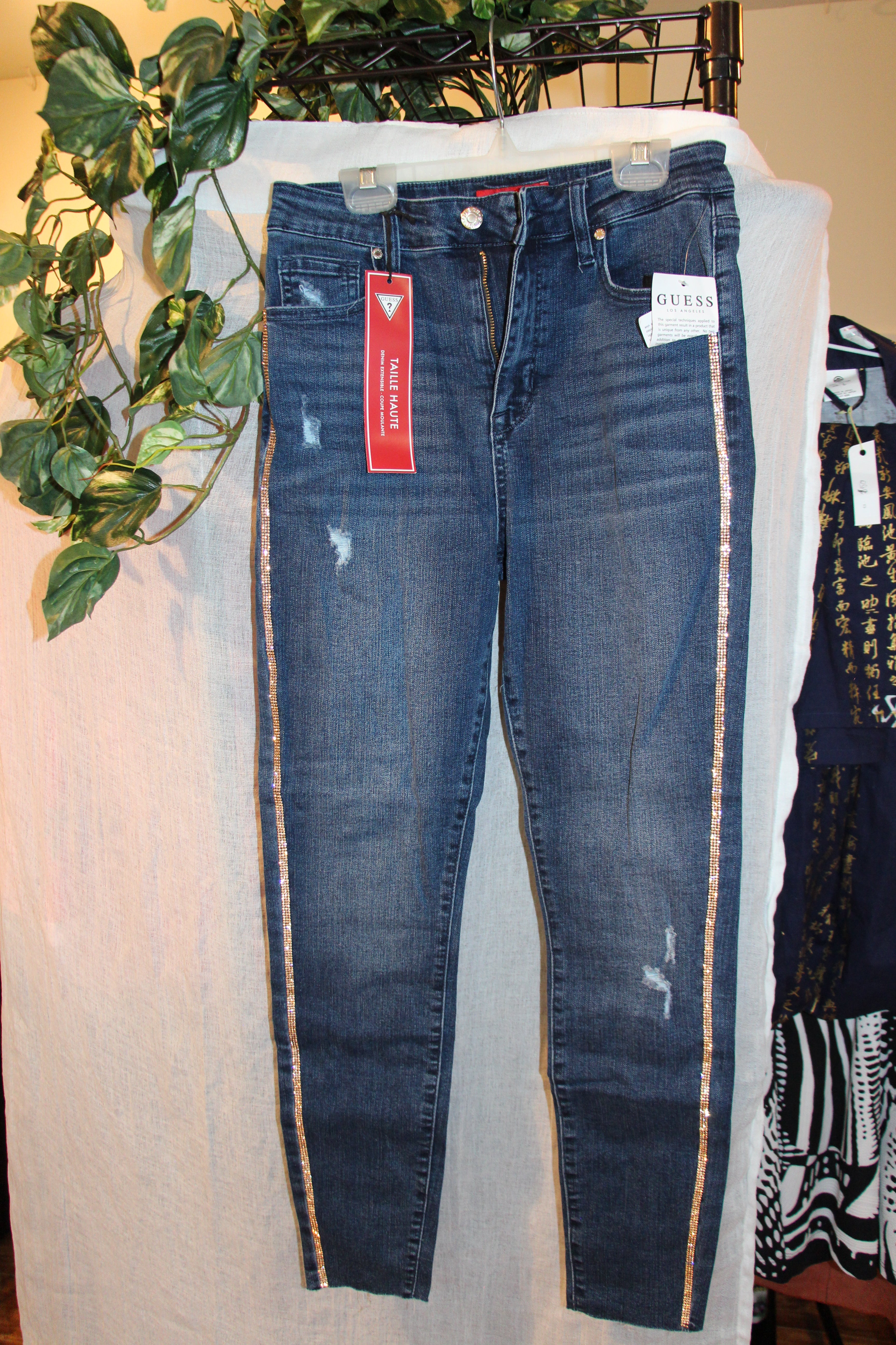 Size 27 Brand New Guess Fitted Distressed Denim with Gold Sparkle Stripes Down Legs Jeans