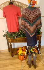 HANDMADE CROCHET triangle Shawl - Consigned with VARDO Vintage & Valuables vvvardo.ca