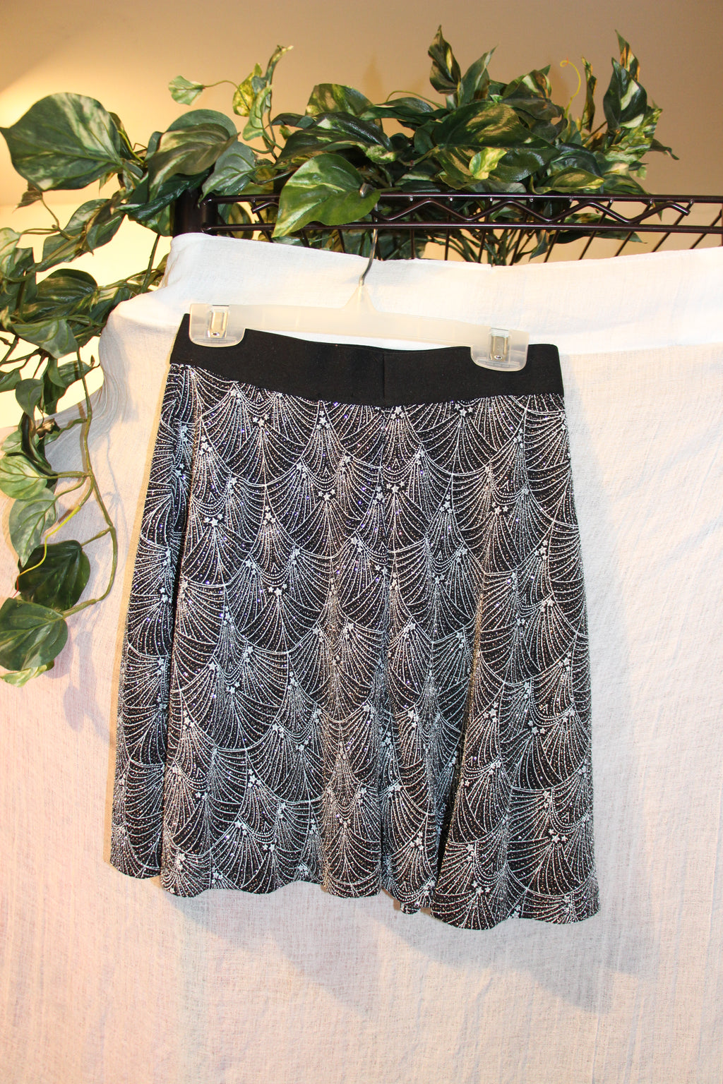Size XS H&M Divided Sparkle Design Fitted Stretch Mini Skirt