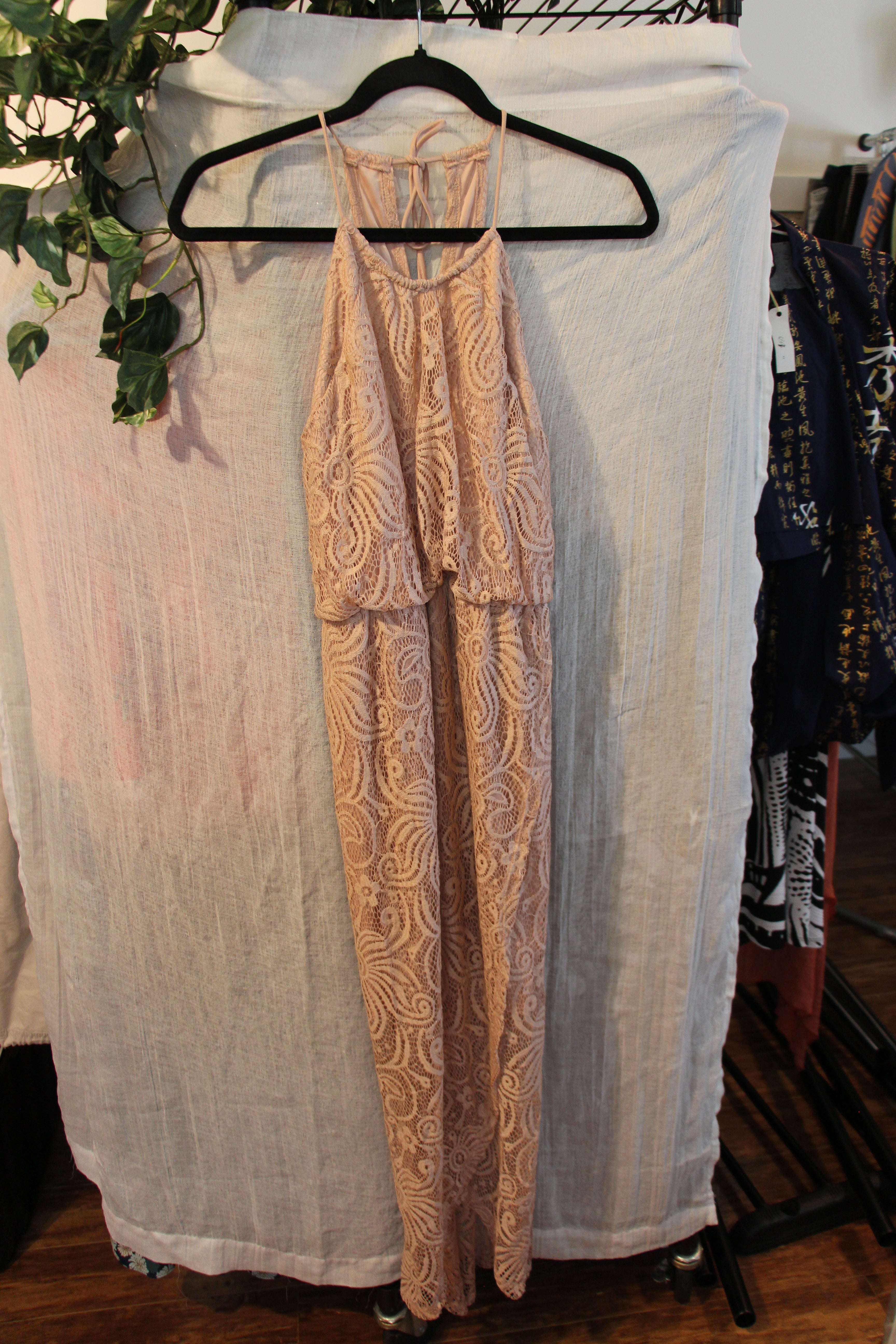 Size M Sweet Storm Pink Lace Spaghetti Strap Maxi Dress