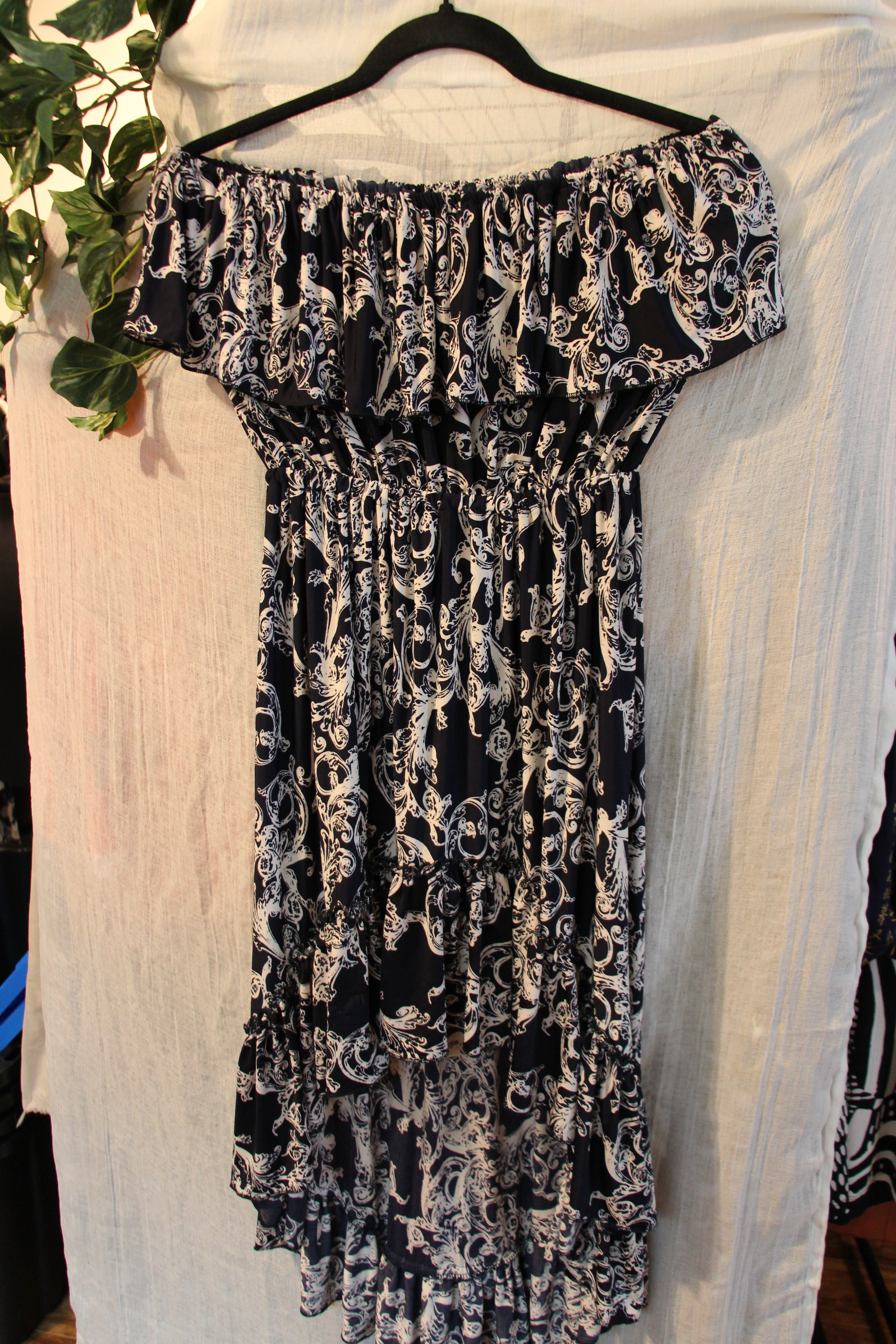 Size M/L QED London Halter Top Navy Blue White Baroque Pattern Dress