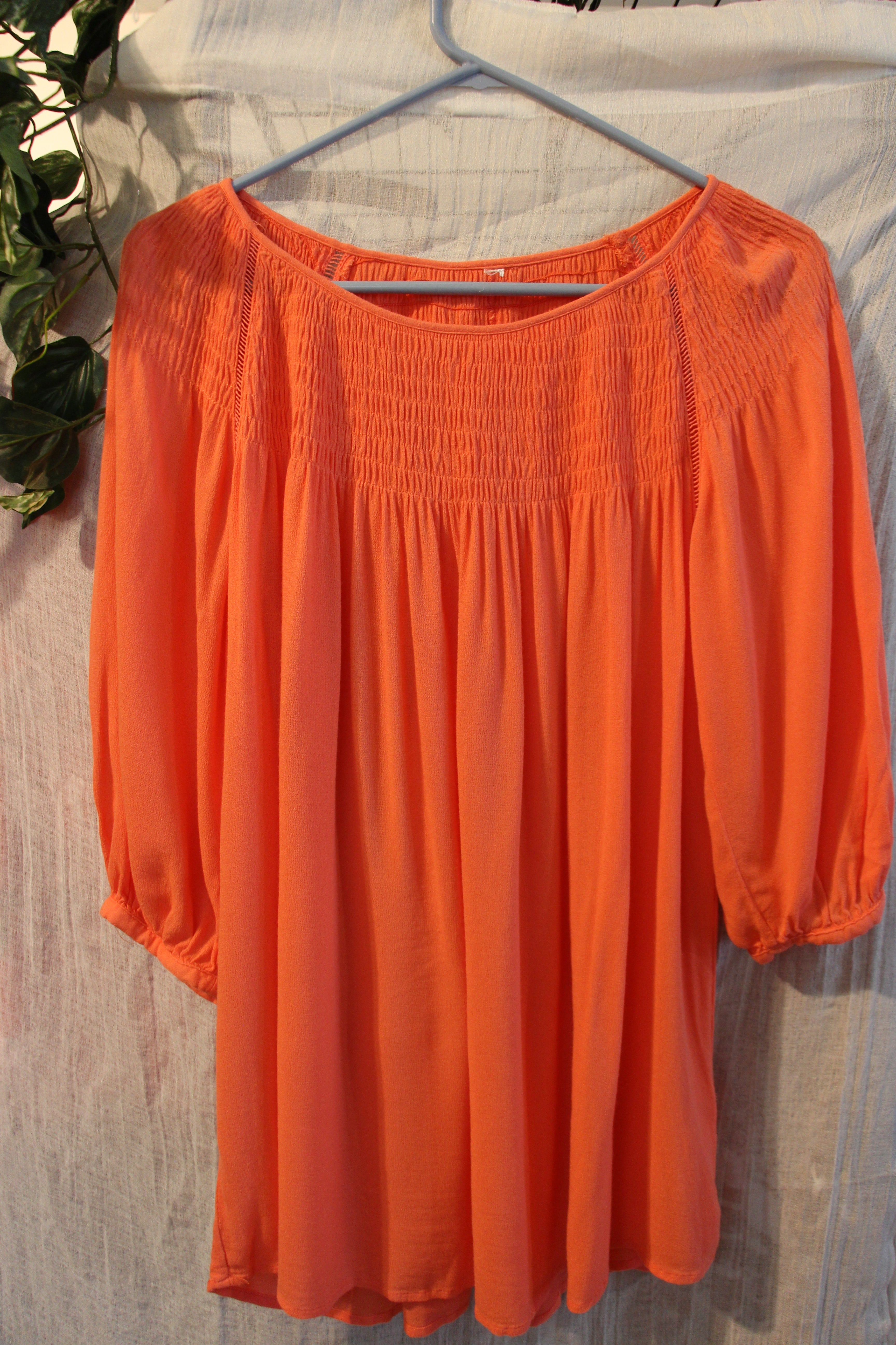 Coral 3/4 Sleeve Flowy Top With Shirring