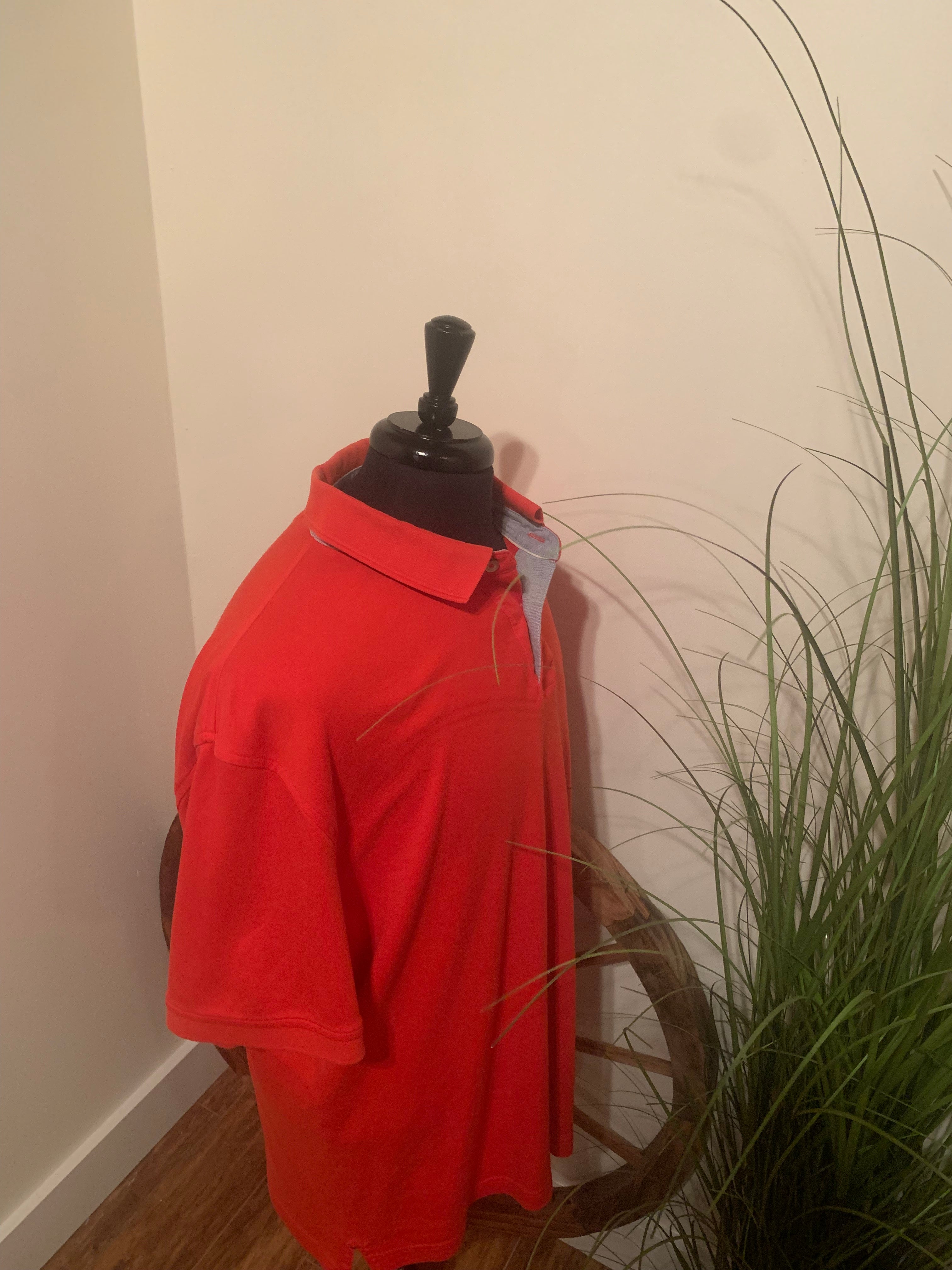 TOMMY HILLFINGER GOLF SHIRT- Consigned with VARDO Vintage & Valuables vvvardo.ca