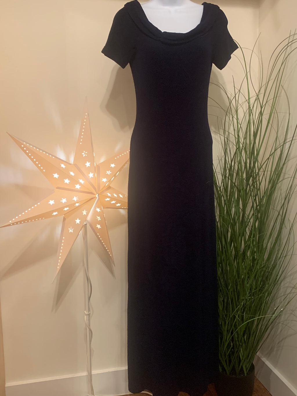 JOSEPH RIBKOFF PARTY DRESS - Consigned with VARDO Vintage & Valuables vvvardo.ca