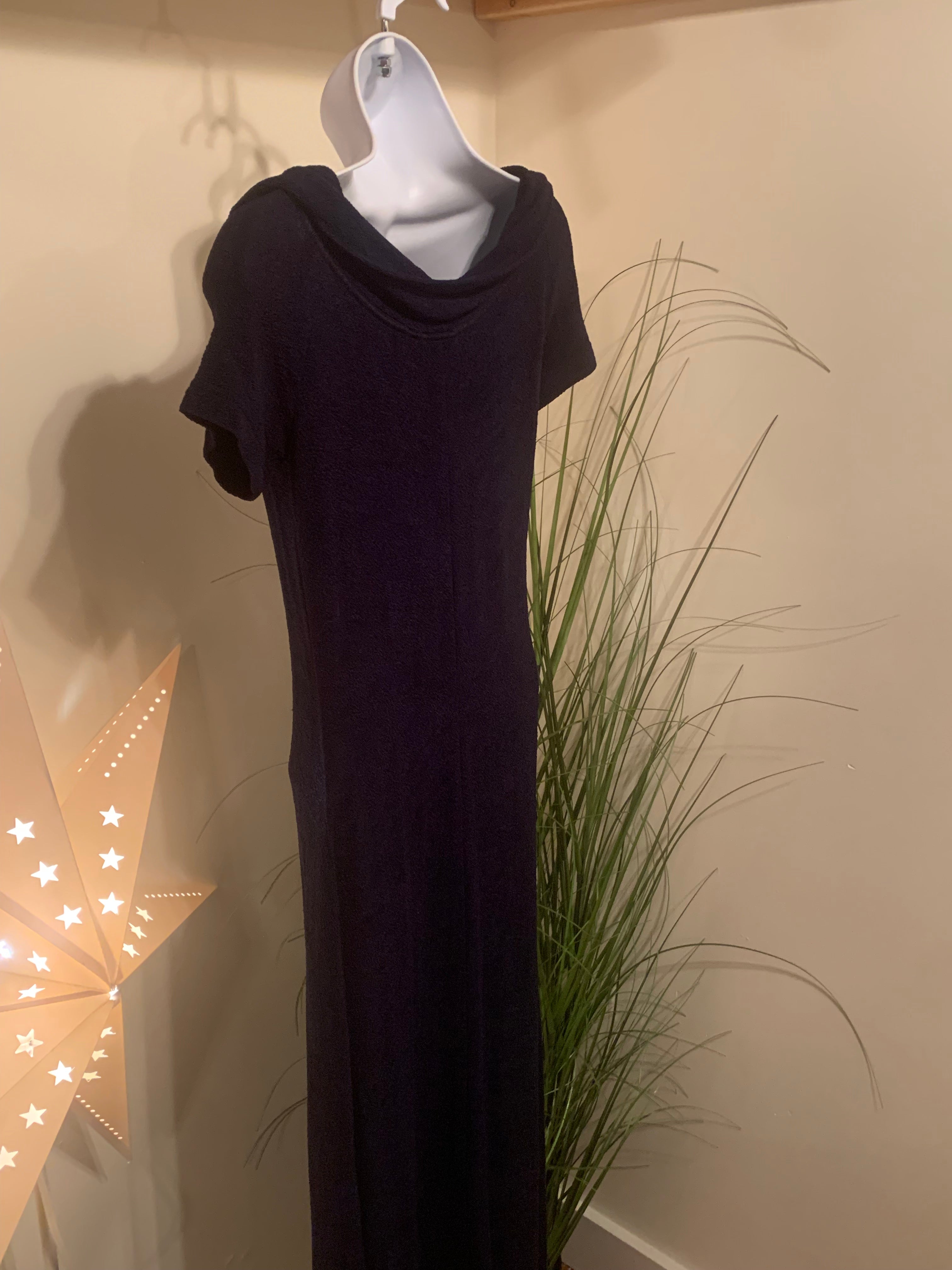 JOSEPH RIBKOFF PARTY DRESS - Consigned with VARDO Vintage & Valuables vvvardo.ca