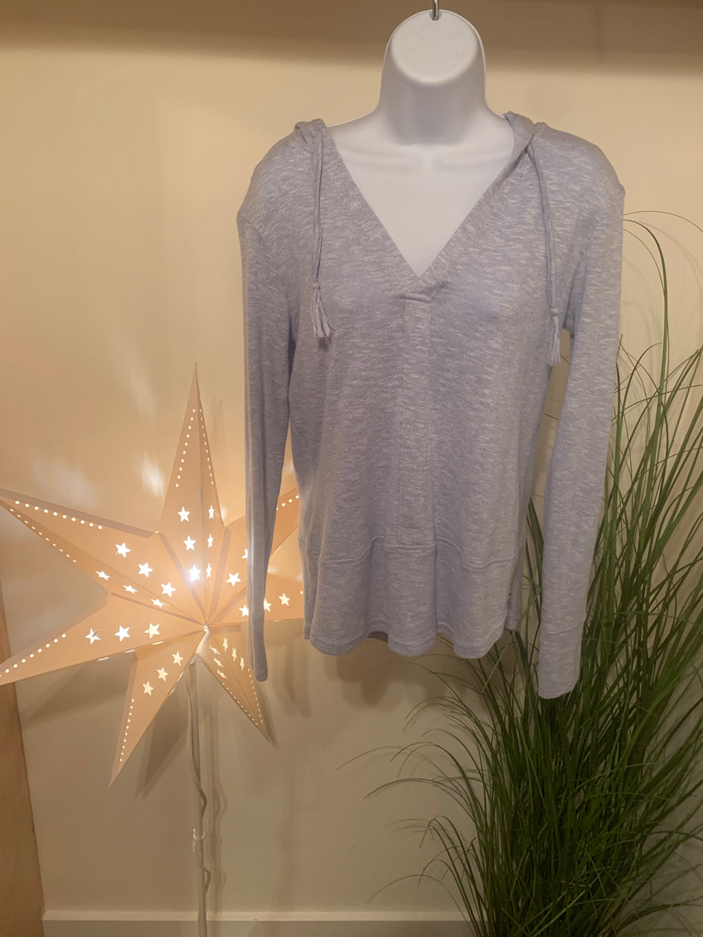 RIPZONE PULLOVER HOODIE- Consigned with VARDO Vintage & Valuables vvvardo.ca