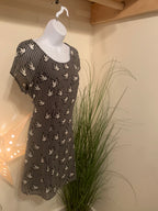 DIVIDEND BY H&M DRESS - Consigned with VARDO Vintage & Valuables vvvardo.ca