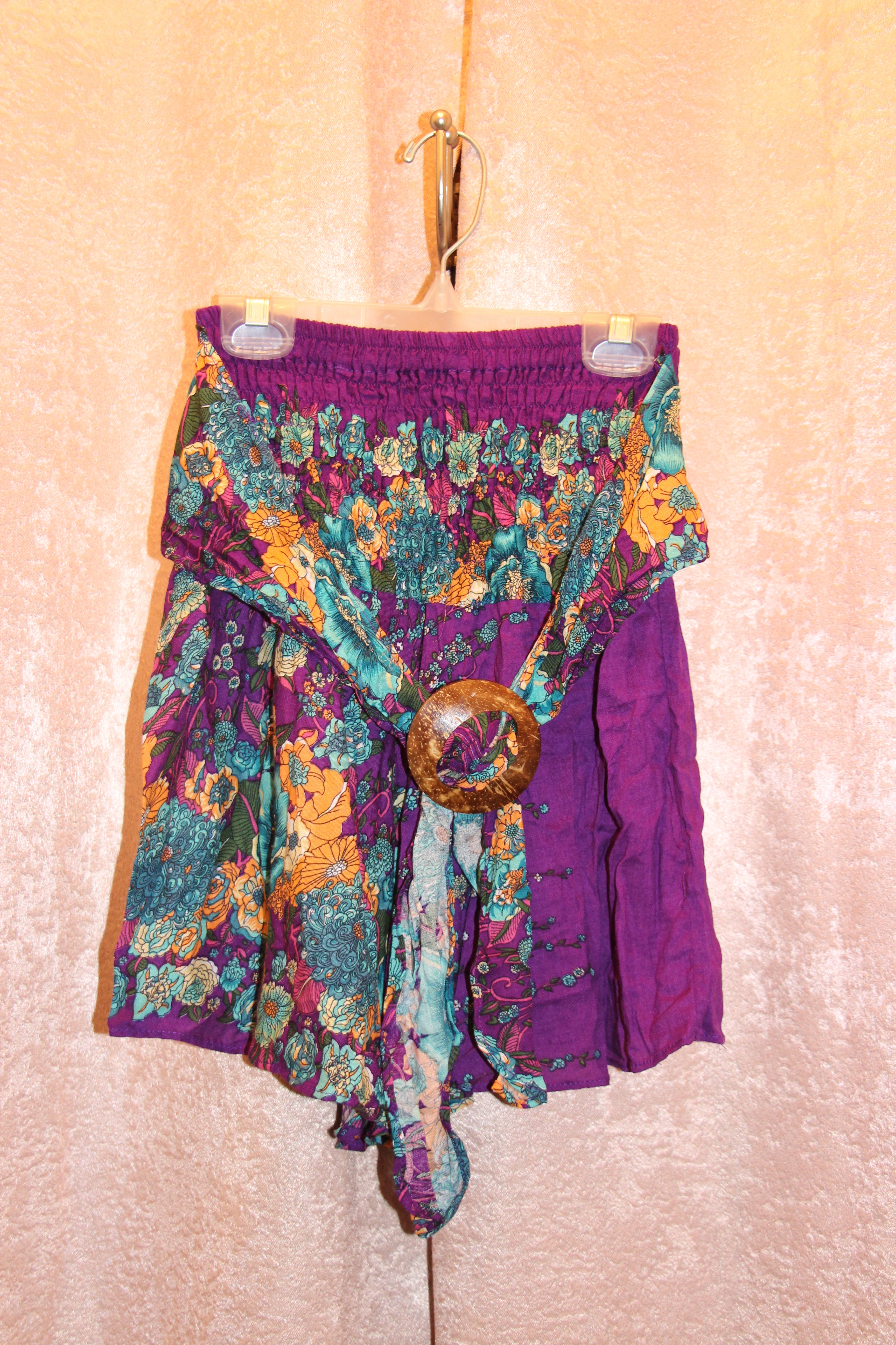 Size XS/S 100% Rayon Boho Mini Skirts with XL Coconut Buckle for Belt Consignment