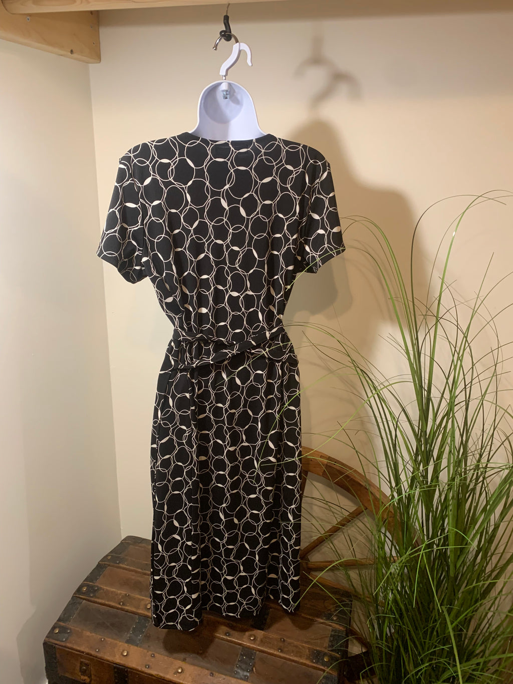 STUDIO by LIZ CLAIBORNE - Black Short Sleeve Dress with White Circular Pattern- Wrap-Around
