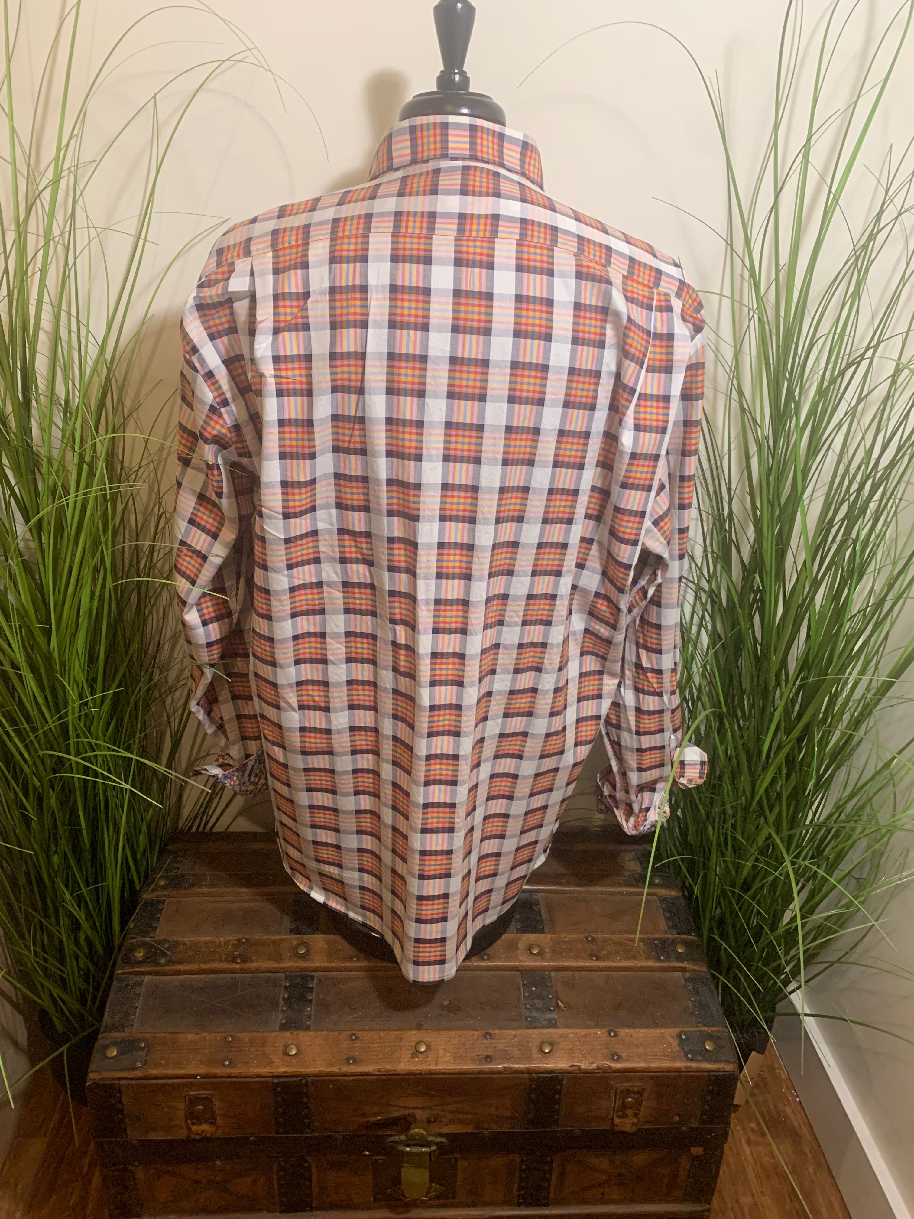 LIPSON SPORT PLAID DRESS SHIRT - Consigned with VARDO Vintage & Valuables vvvardo.ca
