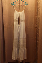 Consignment boutique, Size L White Halter Dress with Button Front Lace Panels and Gathered Hem